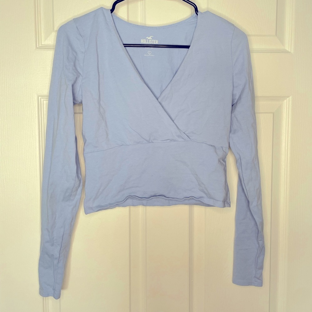 4/$10 Hollister long sleeve baby tee